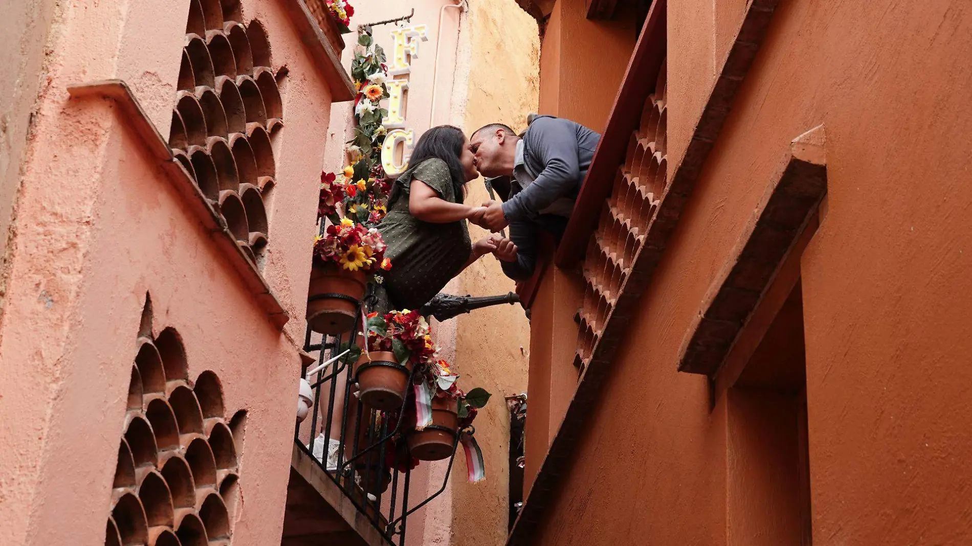 952412_Callejón del Beso Guanajuato -1_web